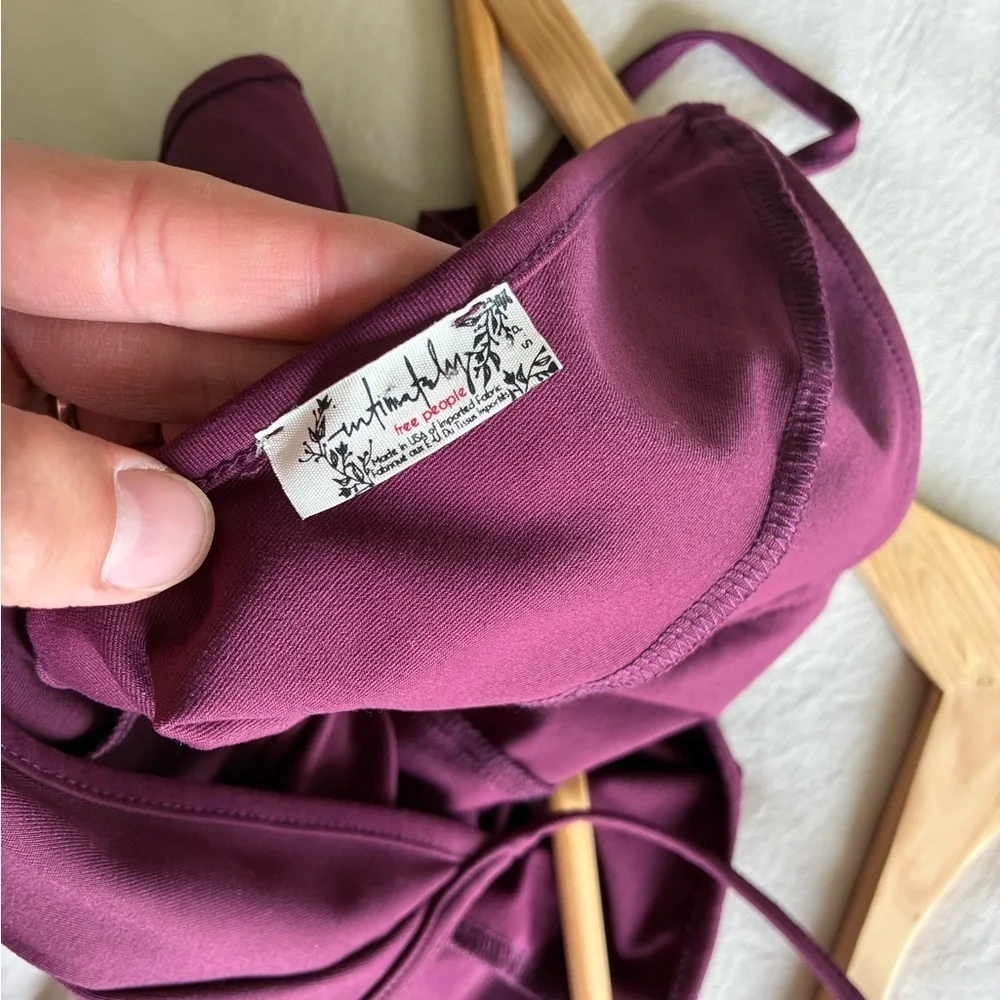 FREE PEOPLE LILA square neck body suit!
